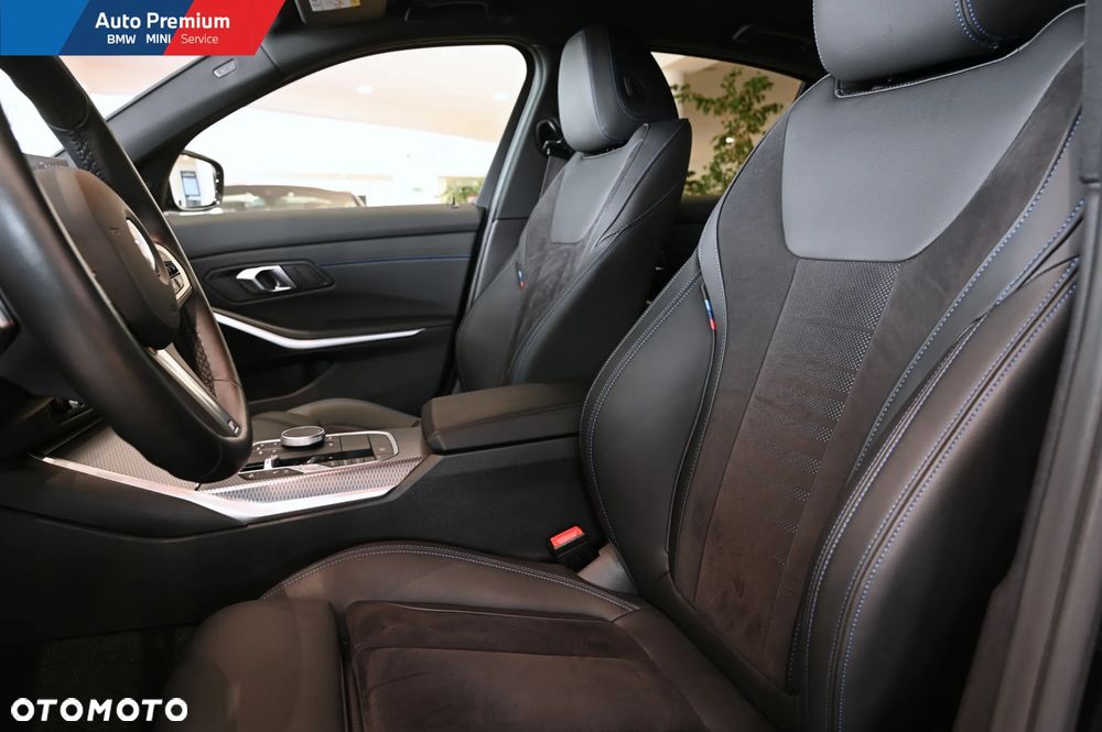 BMW Seria 3 318i - 11