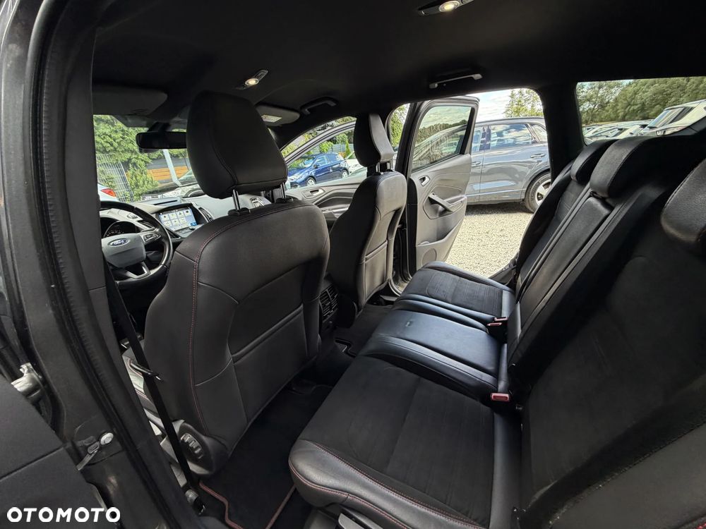 Ford Kuga 1.5 EcoBlue ST-LINE - 19
