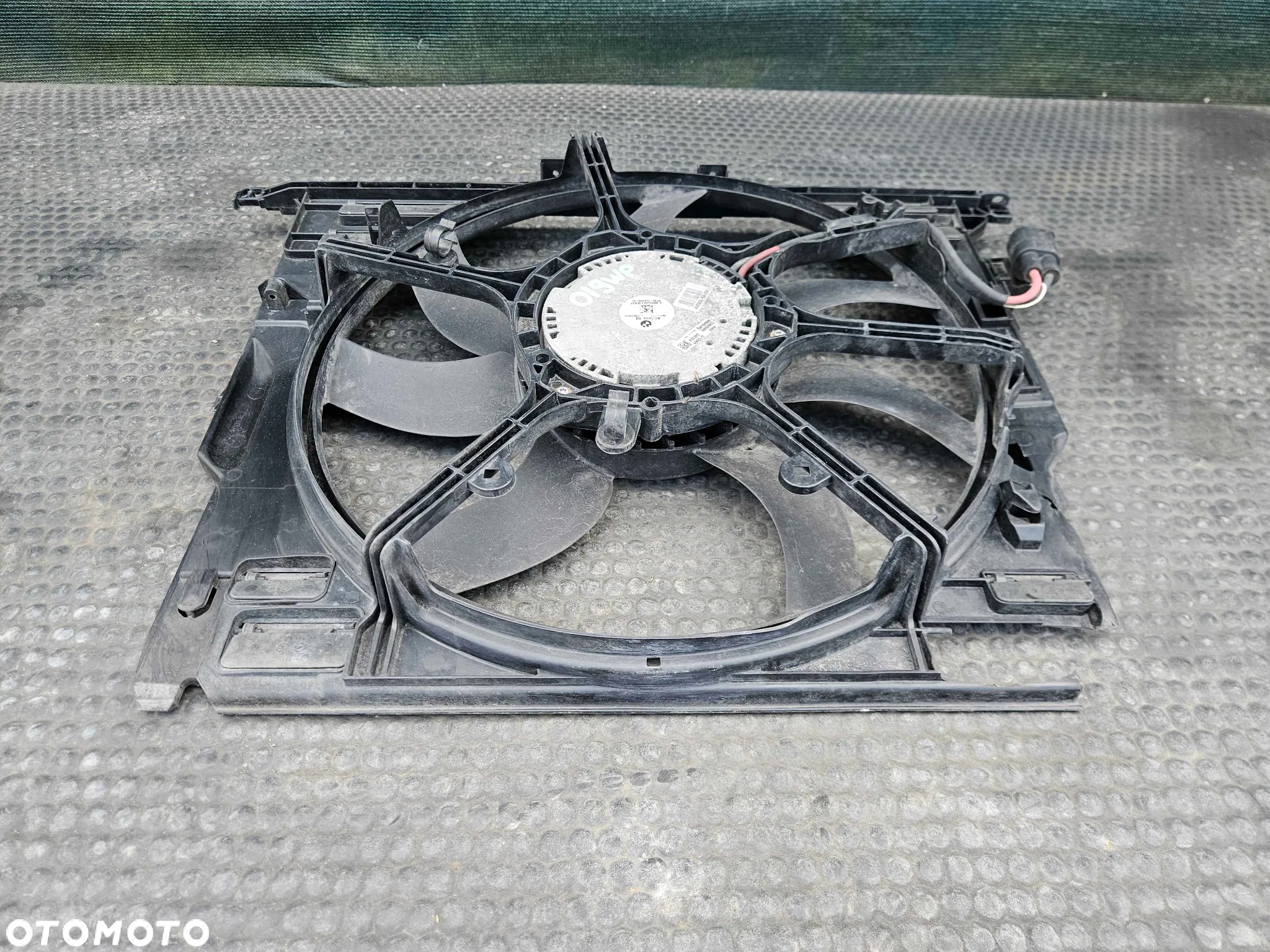 Obudowa Wentylator Wiatrak Chlodnicy 3.0 D BMW 5 F10 F11 - 6