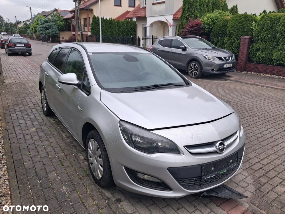 Opel Astra - 1