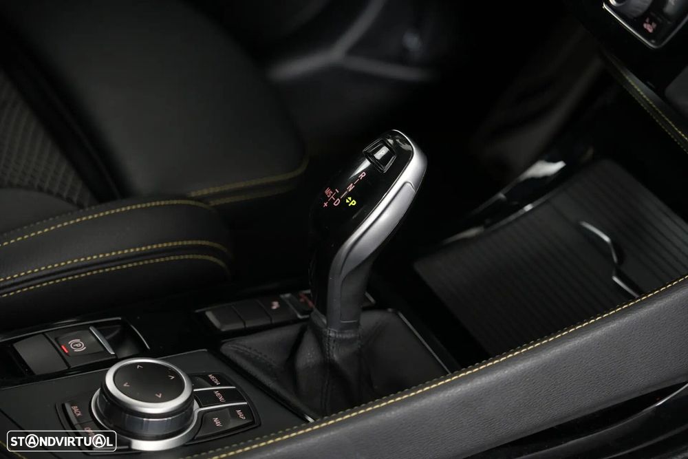 BMW X2 16 d sDrive Auto Pack M - 32