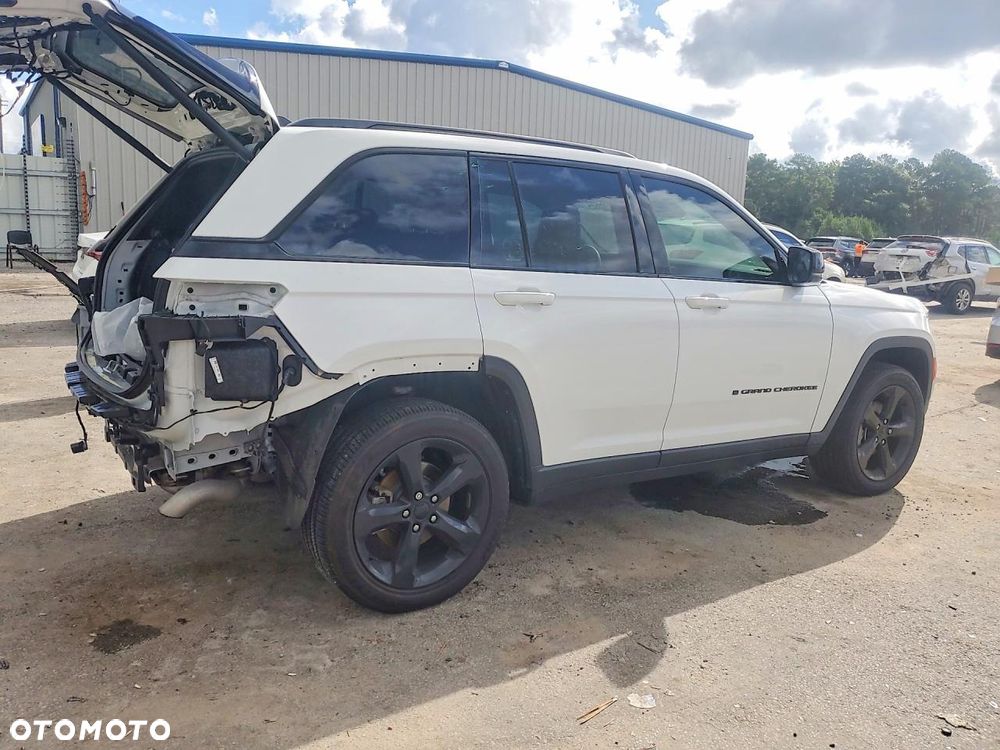 Jeep Grand Cherokee - 4