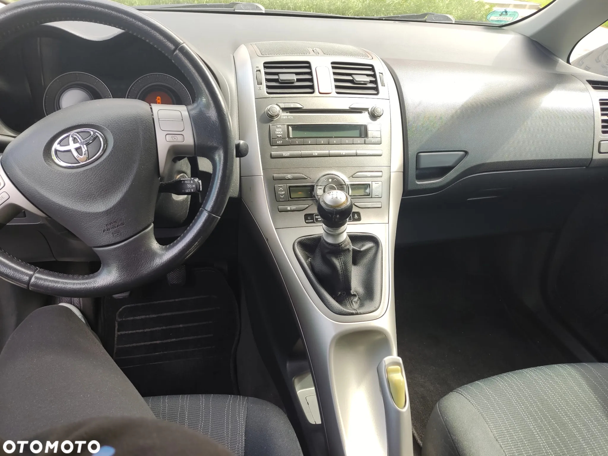 Toyota Auris - 7