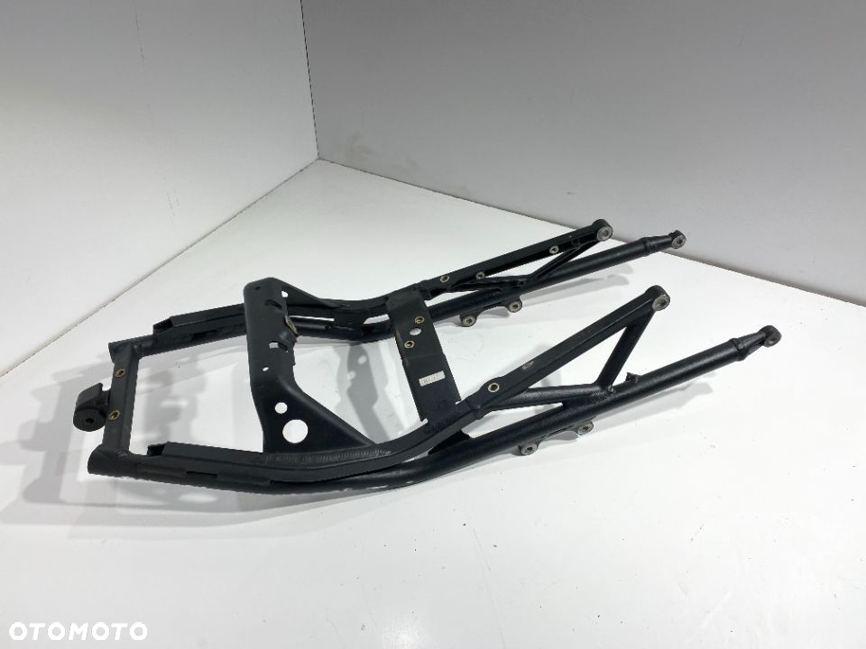 Ogon stelaż tył  Triumph Daytona 675  06-12r - 4
