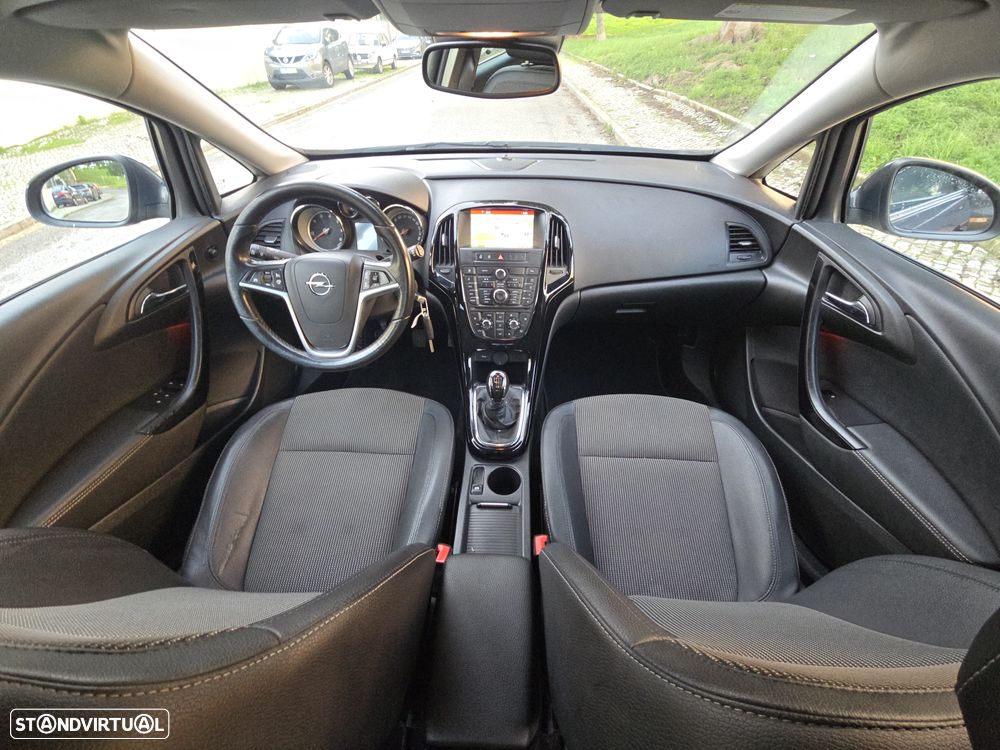 Opel Astra Sports Tourer 1.6 CDTi Cosmo S/S - 11