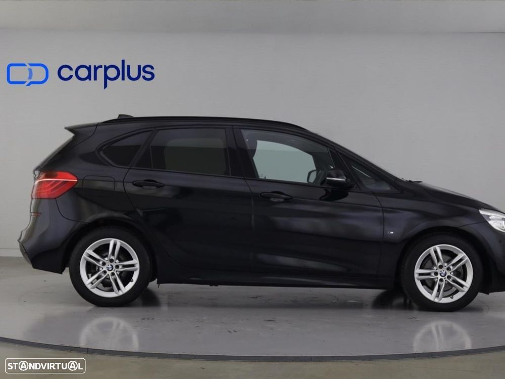 BMW 216 Active Tourer d — fotografia 8