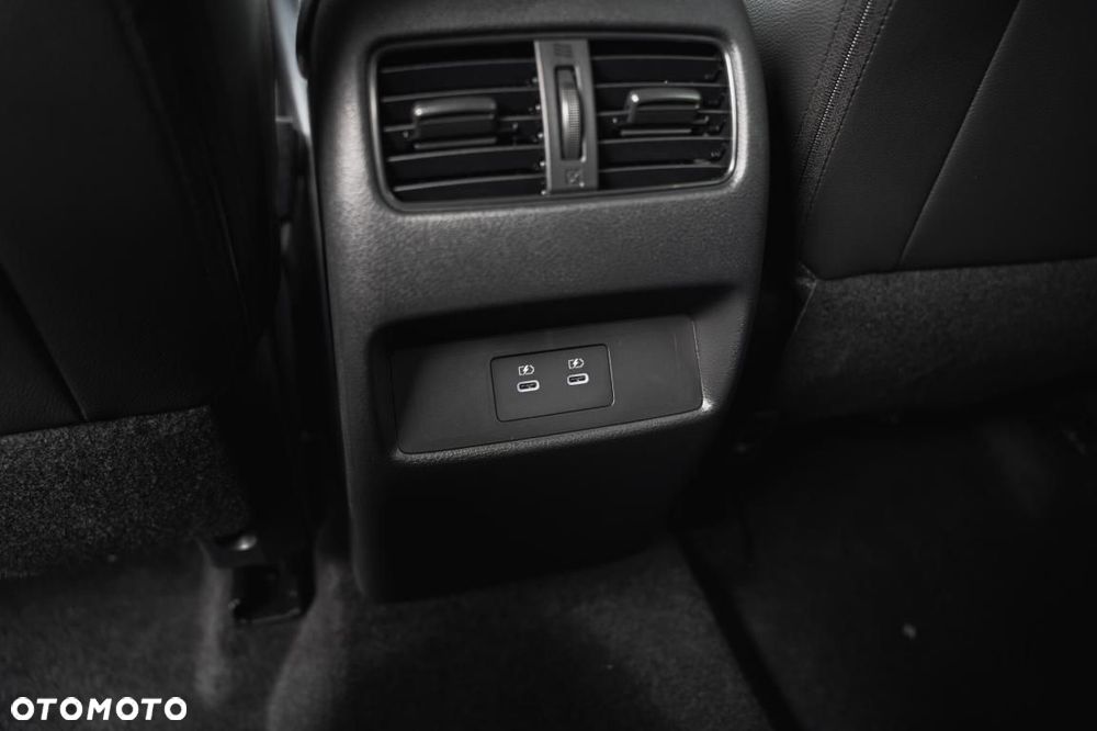 Nissan Qashqai - 25