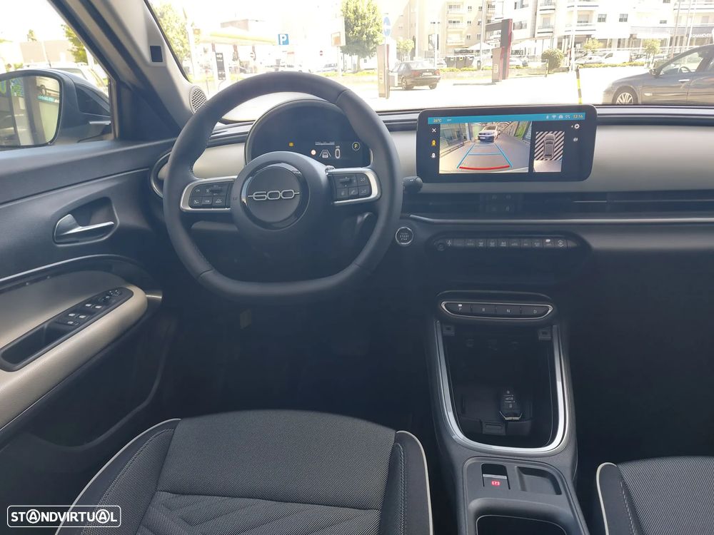 Fiat 600 1.2 Hybrid La Prima - 17