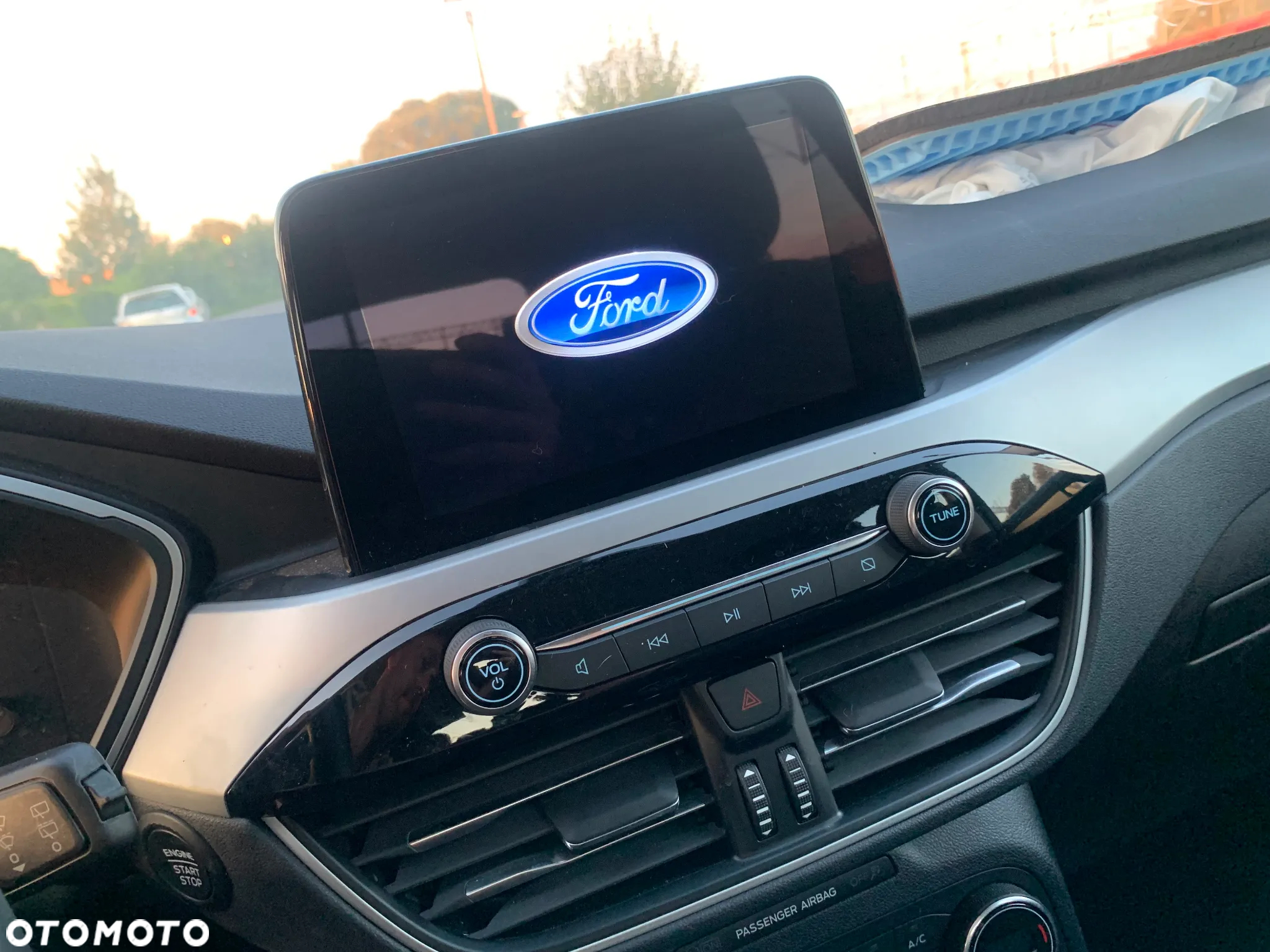 Ford Kuga 1.5 EcoBoost FWD Trend - 8