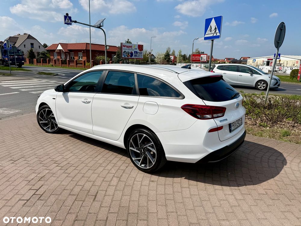 Hyundai i30 1.5 T-GDI 48V-Hybrid N-Line - 4