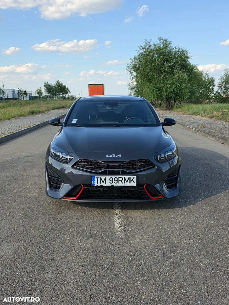 Kia Ceed - 12