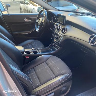 Mercedes-Benz GLA 180 d - 6