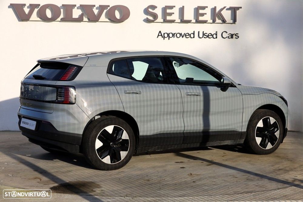 Volvo EX30 51 kWh Single Motor Core - 2