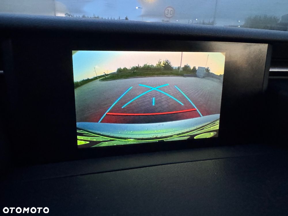 Lexus Inny - 16