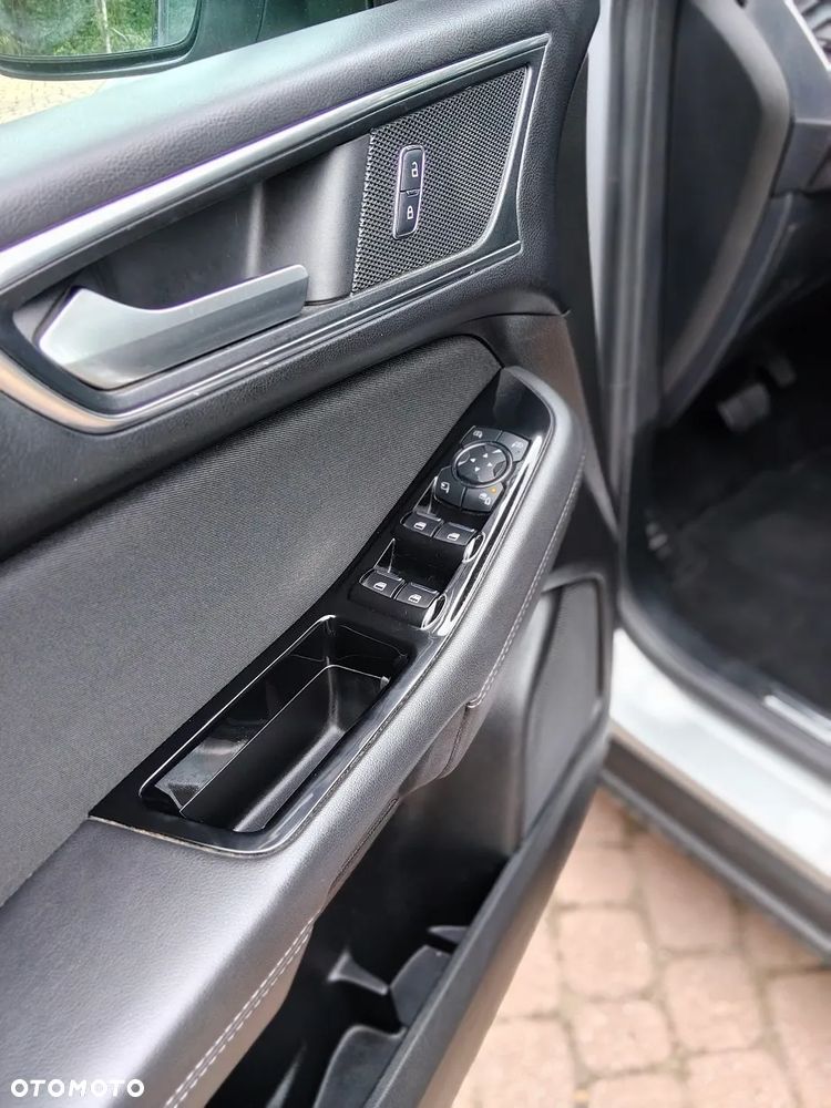 Ford S-Max 2.0 TDCi Titanium PowerShift - 16