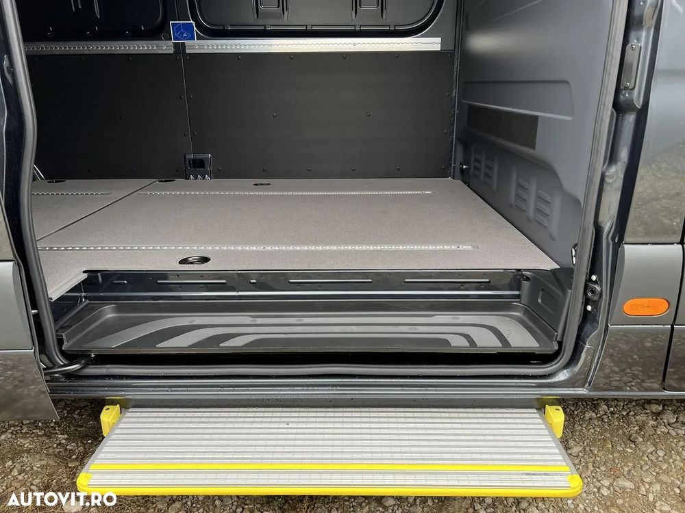 Mercedes-Benz Sprinter 319 CDI furgon Edition 30 - 6