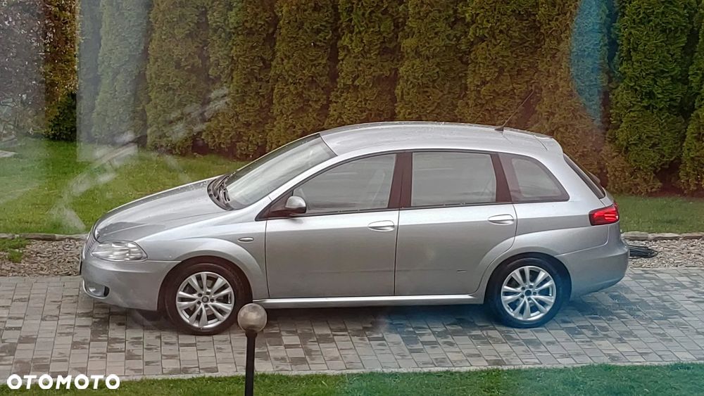 Fiat Croma 1.9 JTD Dynamic - 10