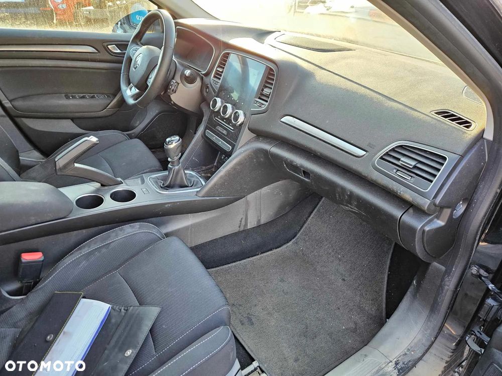 Renault Megane 1.5 Blue dCi Intens - 12