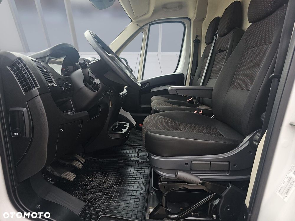 Citroën Jumper 35+ L4H2 2,2 BlueHDi 165KM S&S - 5