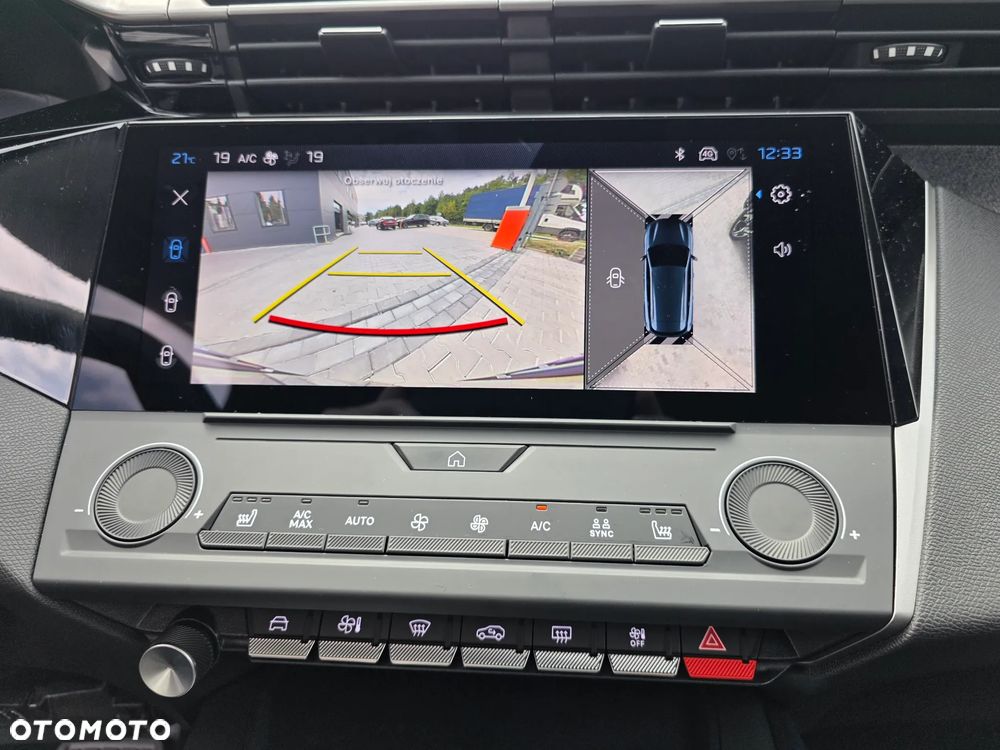Peugeot 308 1.2 mHEV Allure S&S e-DCS6 - 17