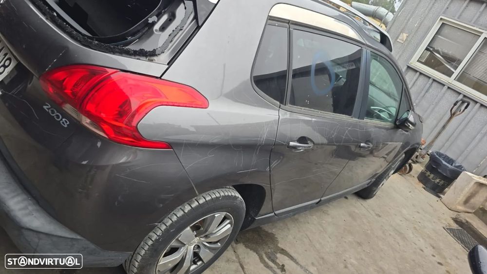 Conjunto jantes 16 com pneus peugeot 2008 ano 2015 pneus 195 60 16 - 1