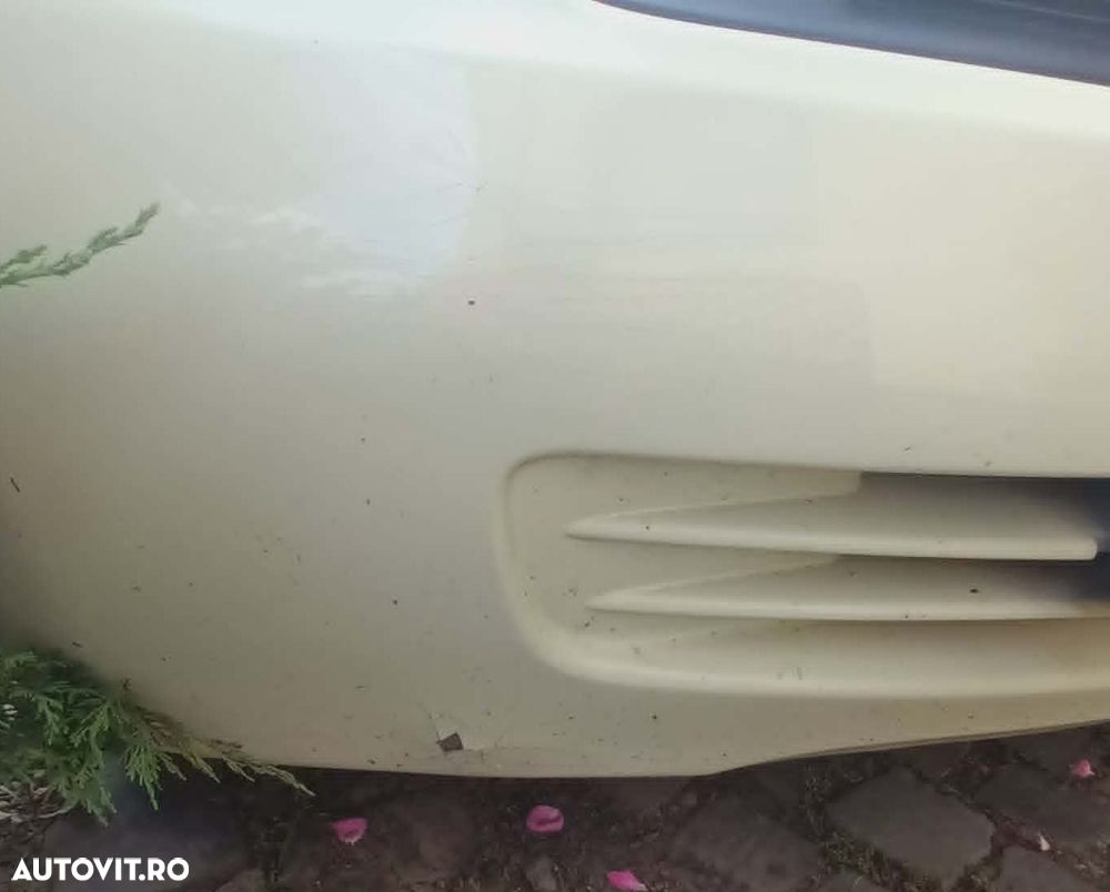 Nissan Micra 1.2 + - 11