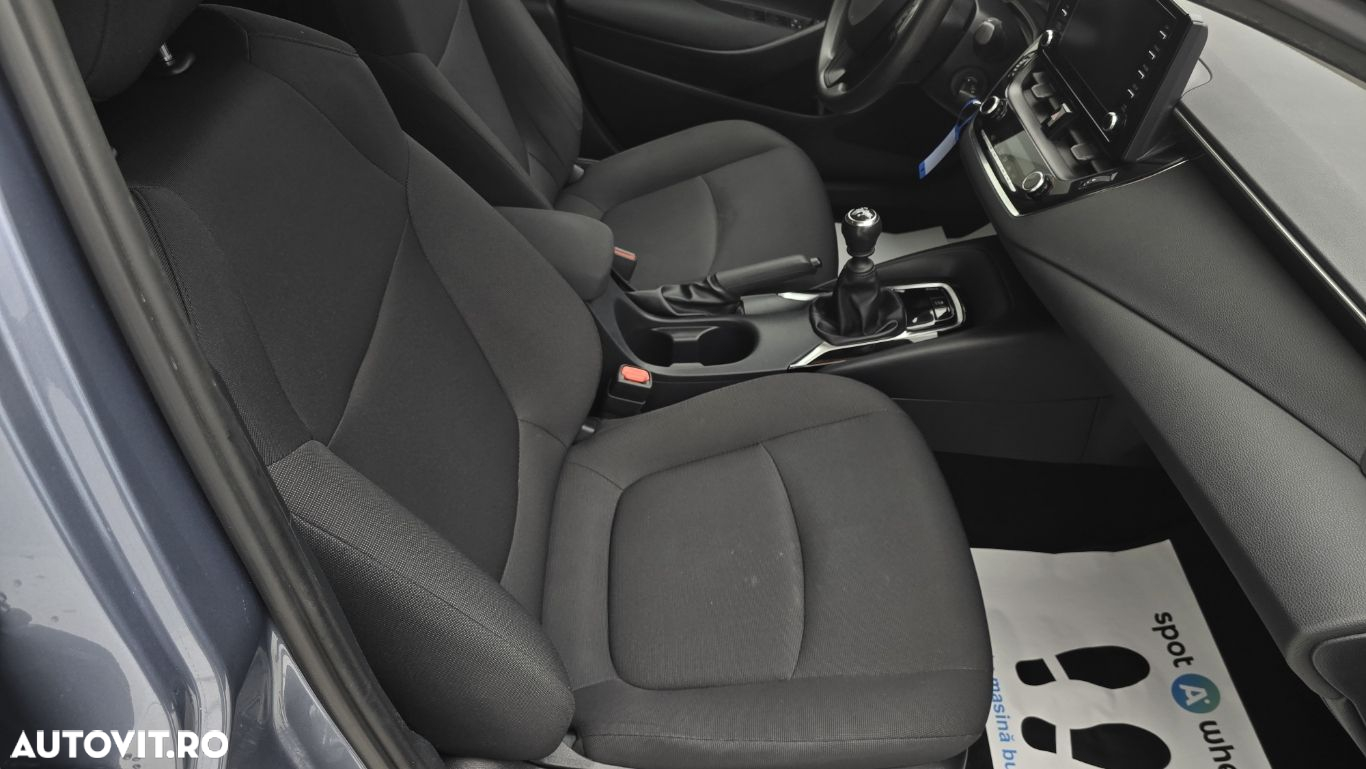 Toyota Corolla - 19