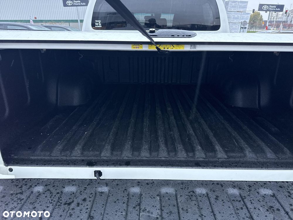 Toyota Hilux 2.4 D-4D Double Cab SR5 4x4 - 13