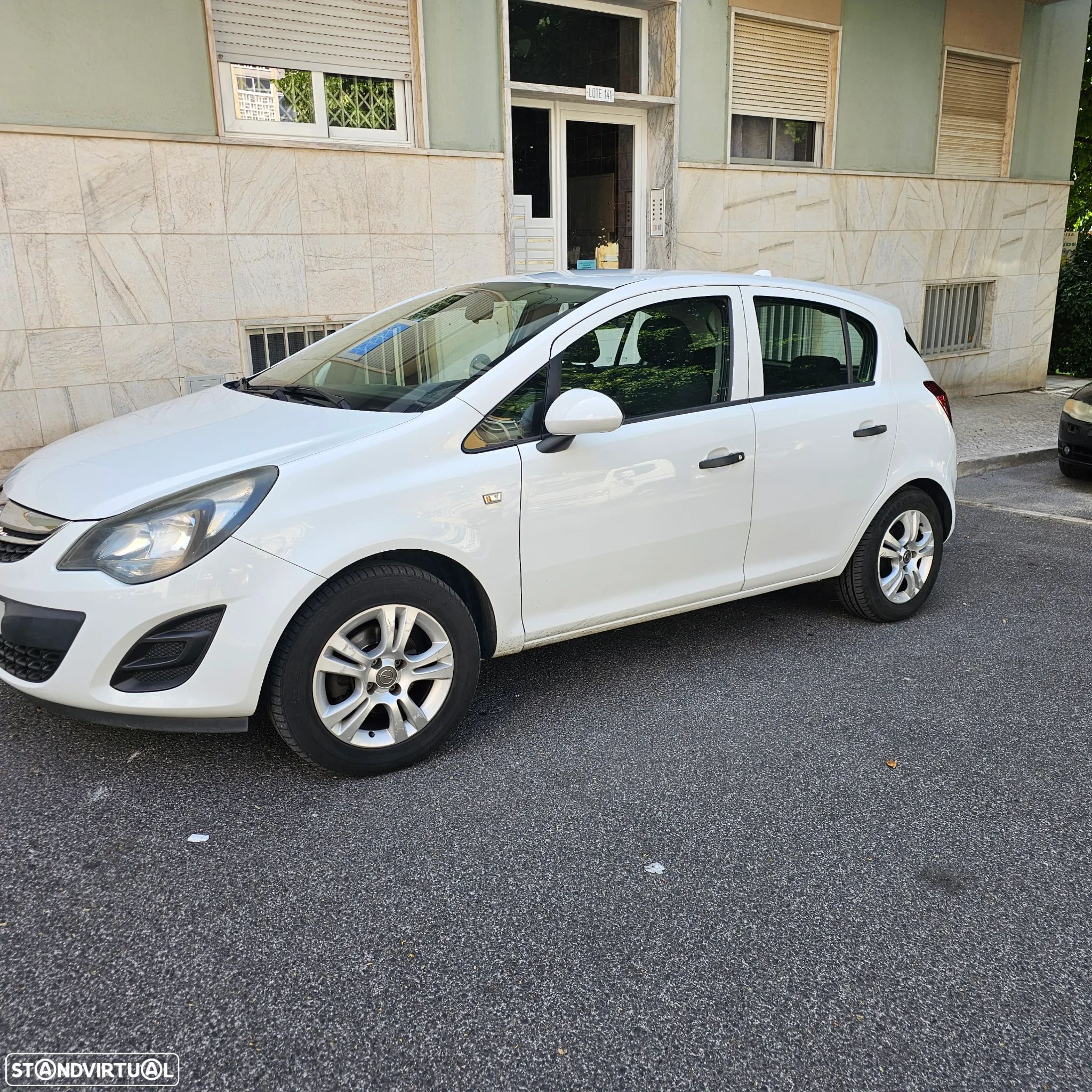 Opel Corsa 1.3 CDTi Cosmo - 1