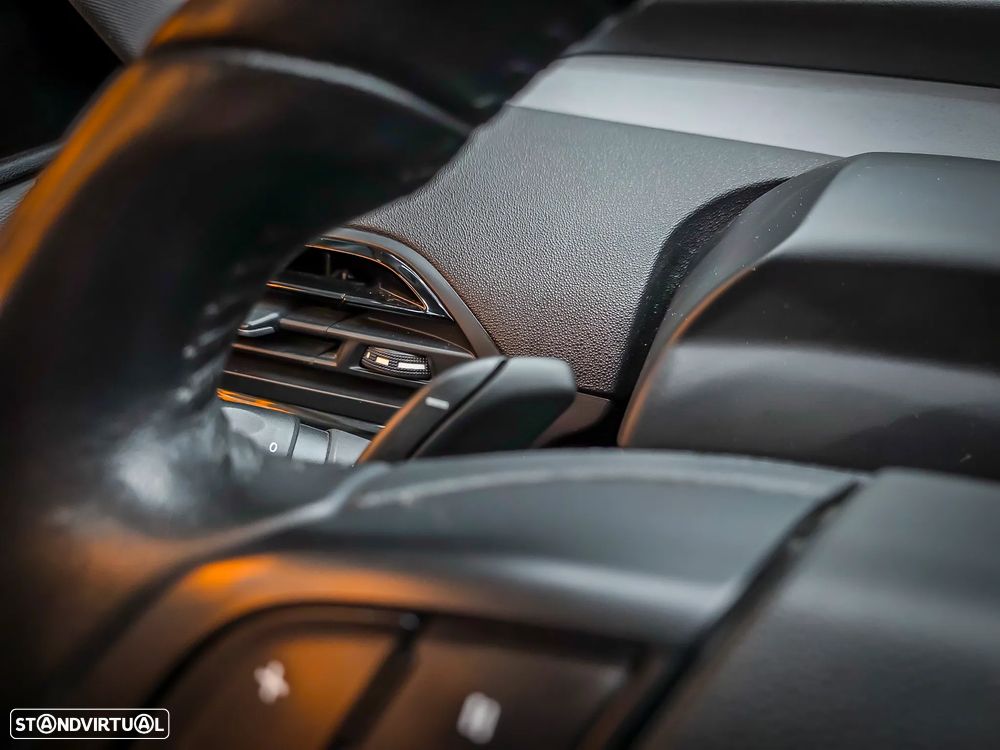 Citroën C4 Spacetourer BlueHDi 130 Stop&Start EAT8 SELECTION - 26