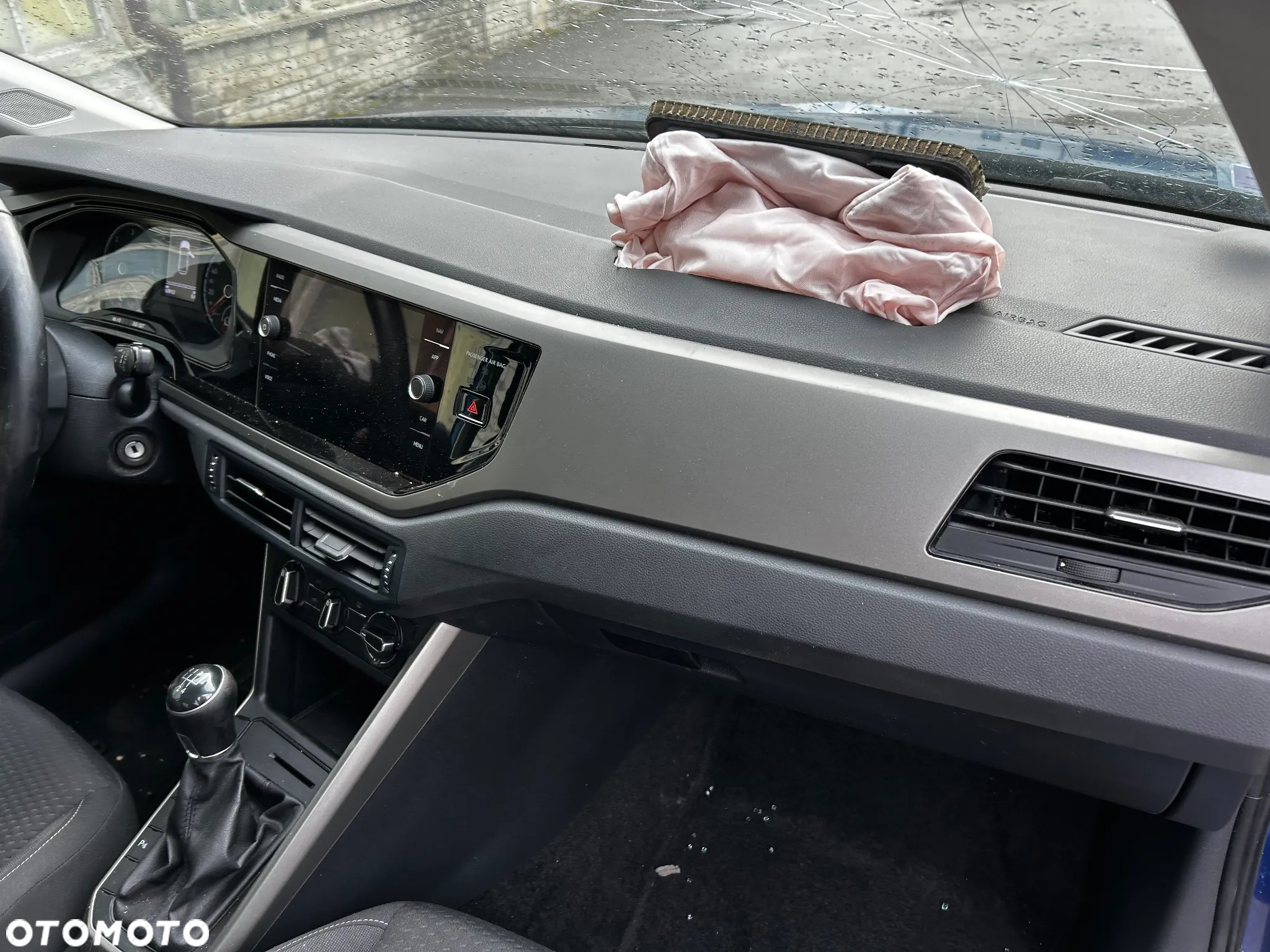Volkswagen Polo - 16
