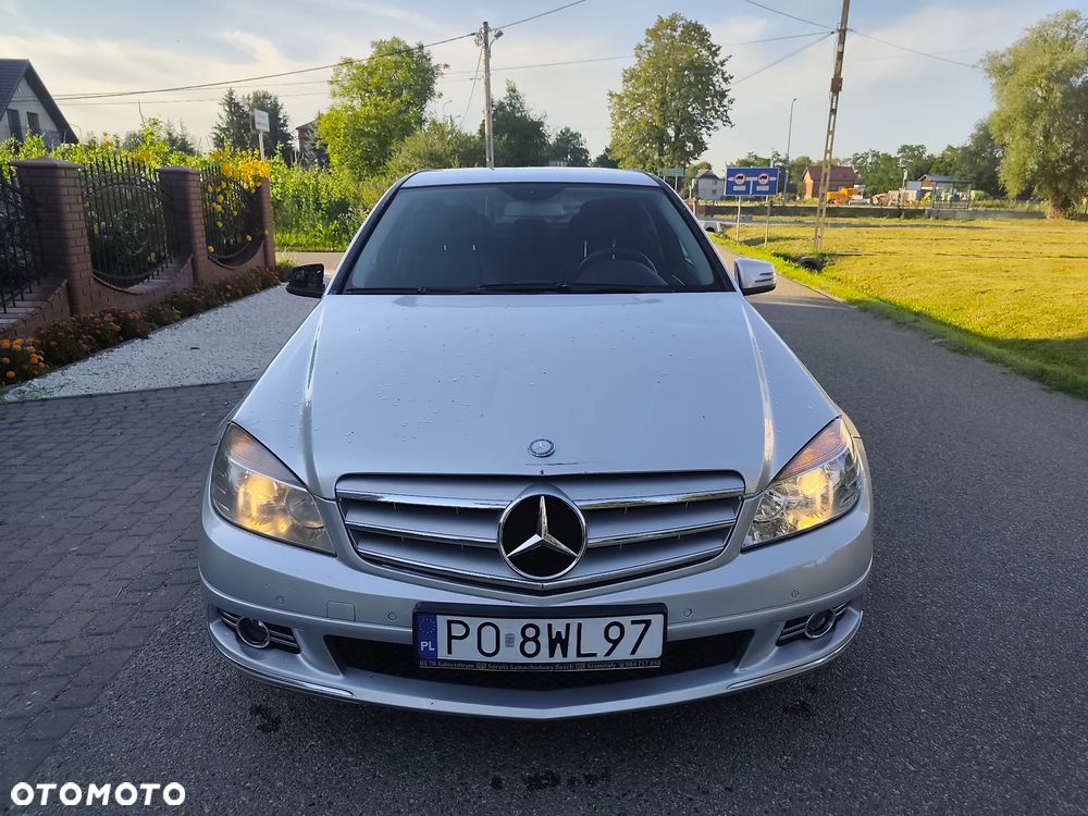 Mercedes-Benz Klasa C 180 CGI BlueEff Elegance - 6