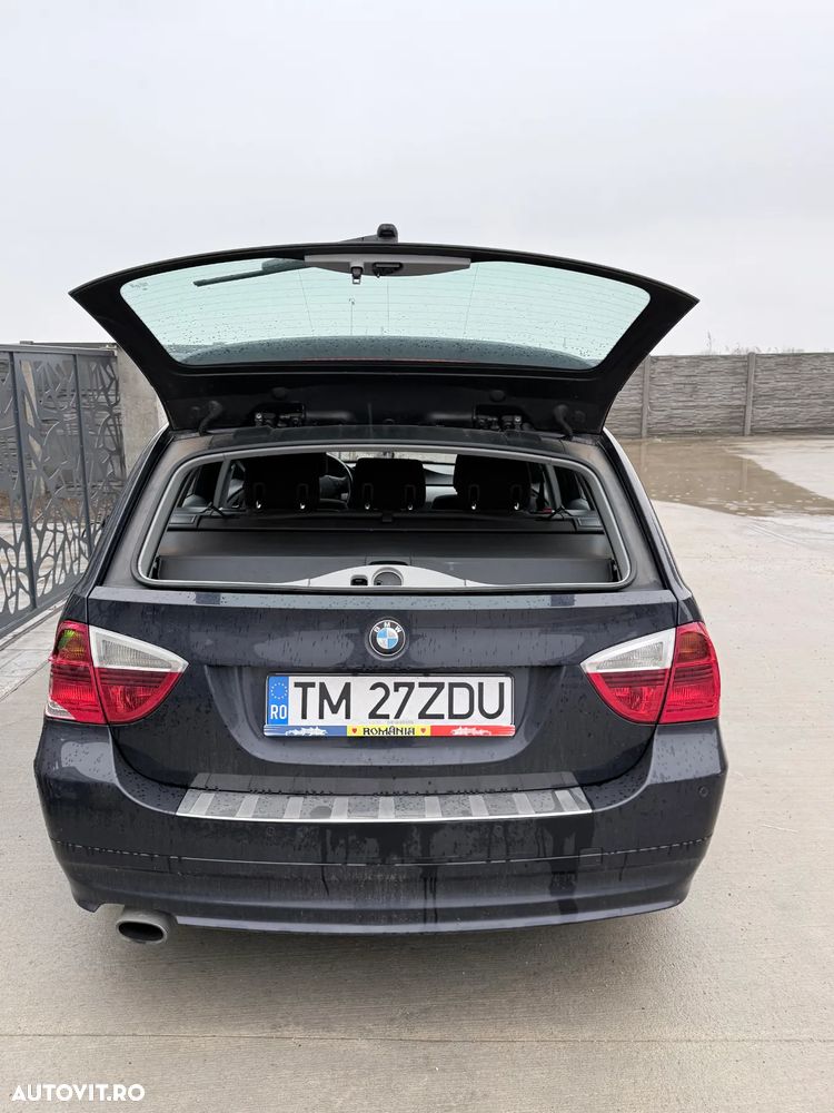 BMW Seria 3 318i Touring Edition Lifestyle - 6