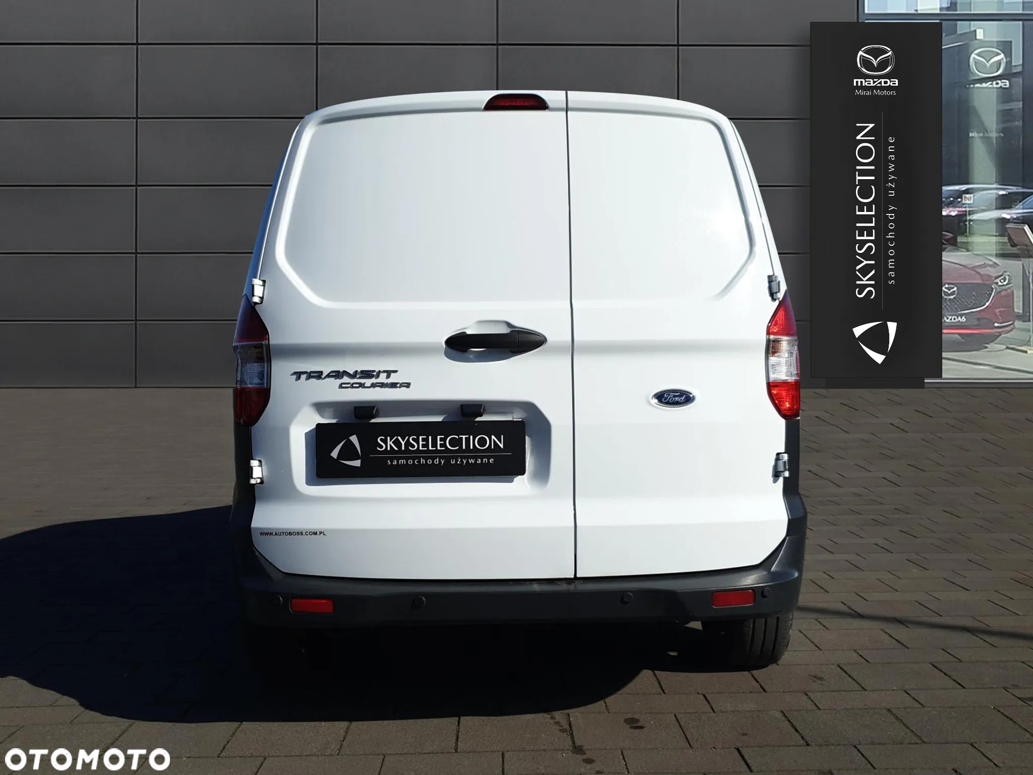 Ford transit-courier - 6