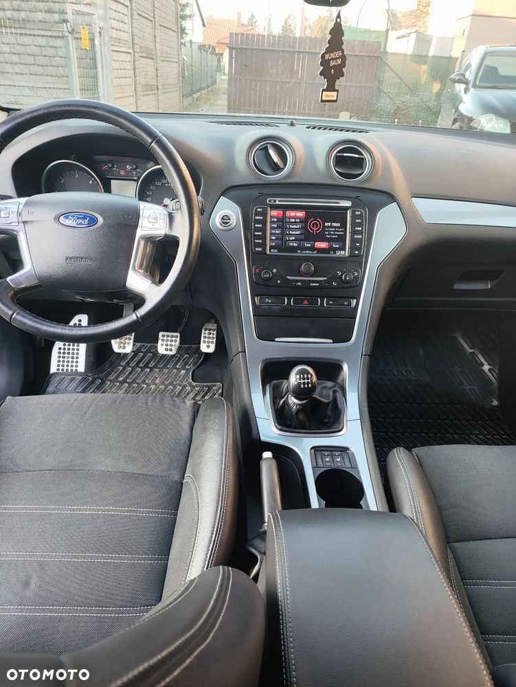 Ford Mondeo 2.0 TDCi Champions Edition - 10