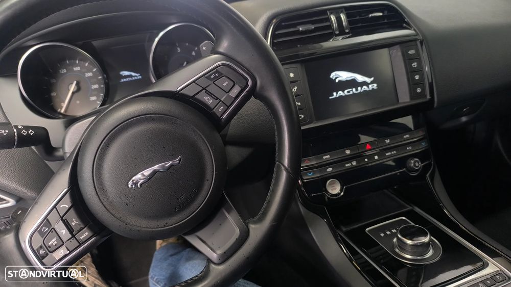 Jaguar XE 2.0 D Pure Aut. - 4