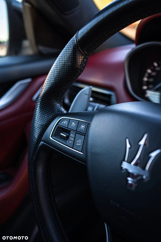 Maserati Levante - 22