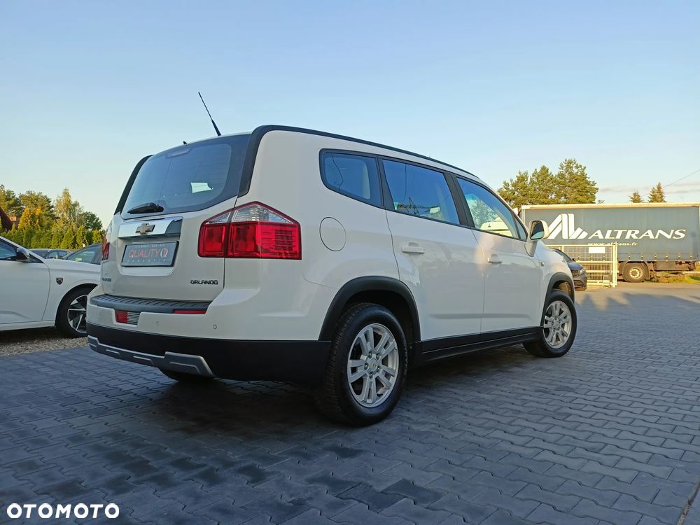 Chevrolet Orlando - 10