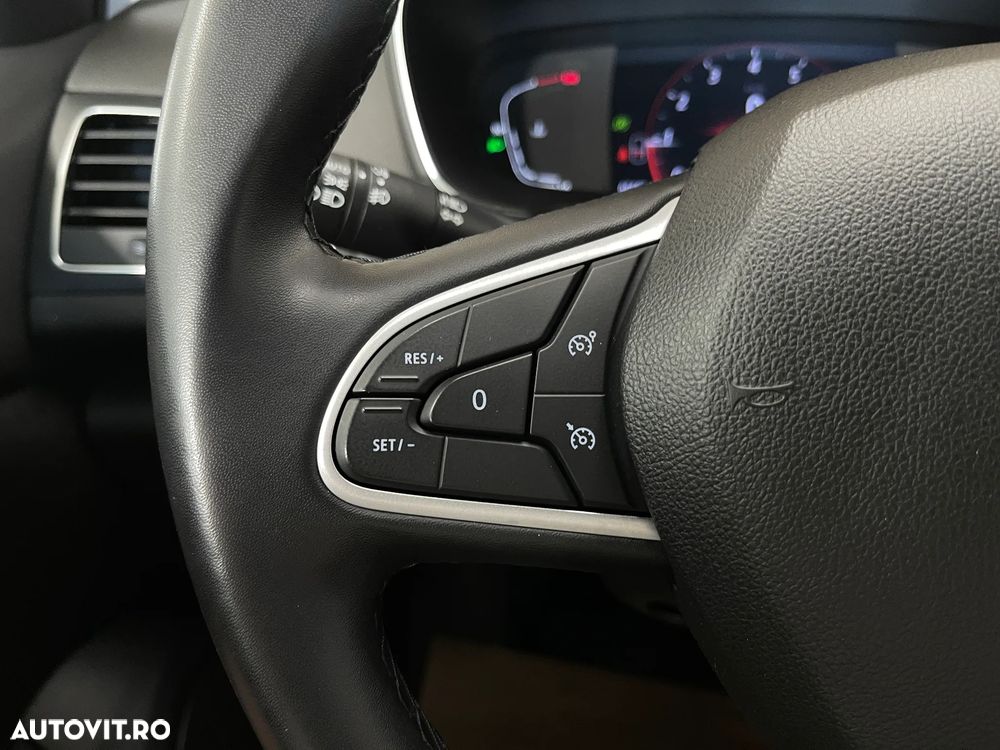 Renault Megane TCe 140 EDC GPF Equilibre - 19