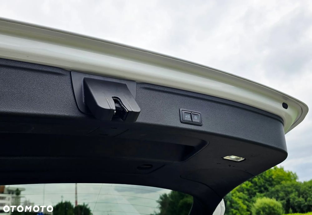 Audi A4 Avant 2.0 TDI Sport - 27