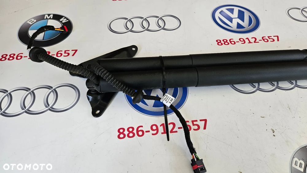 VW Arteon 3G8 SEDAN Siłownik elektryczny klapy bagażnika Teleskop 3G8827851B - 4