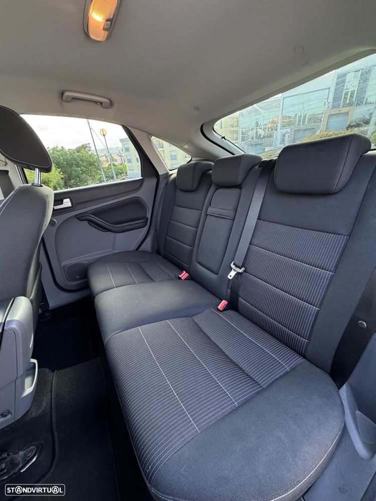 Ford Focus 1.6 TDCi Titanium - 6