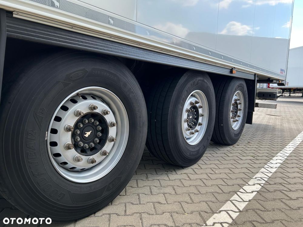 Schmitz Cargobull ThermoKing SLXi300; DOST; Uchwyty promowe, Paleciara - 16