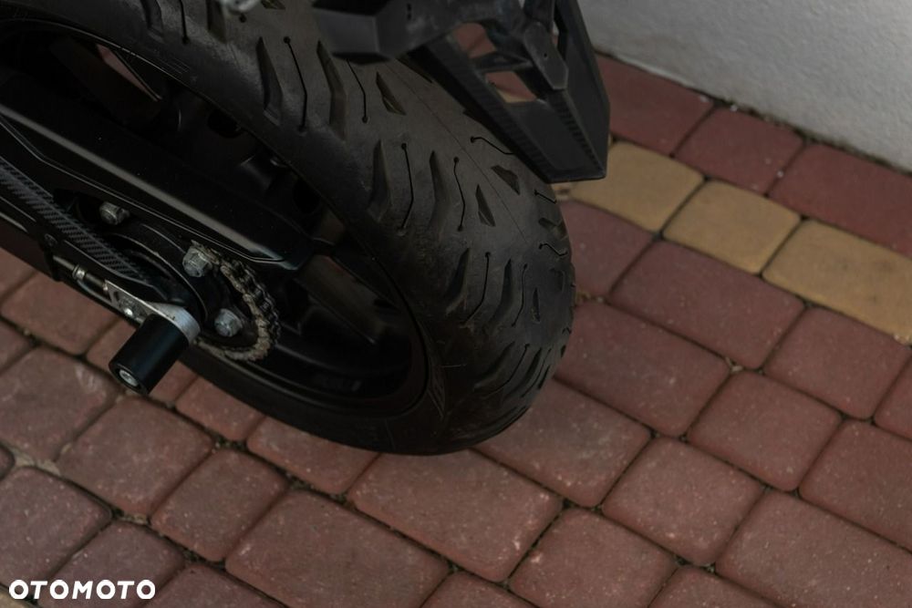 Honda CB - 9