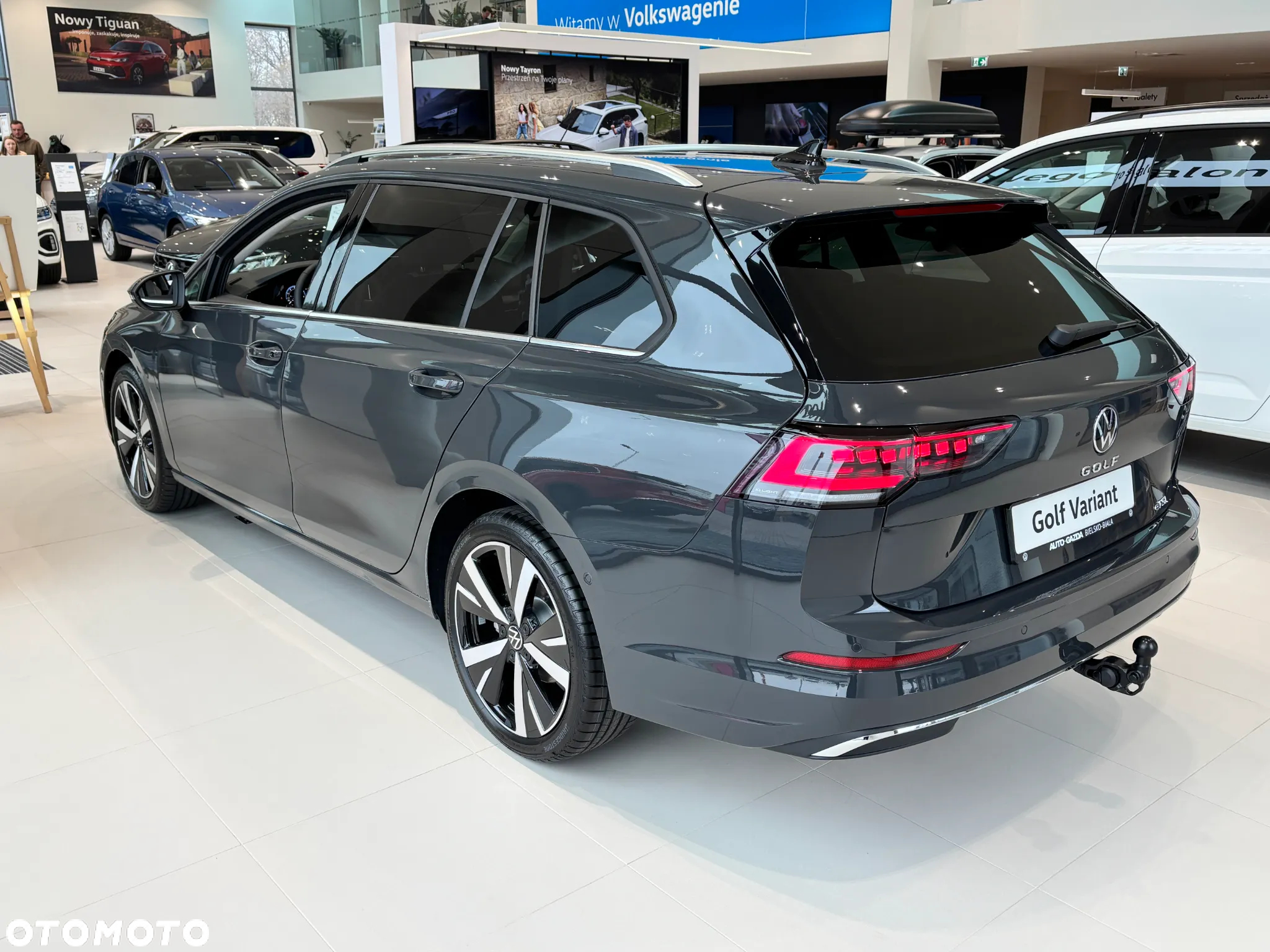 Volkswagen Golf VIII 1.5 eTSI mHEV Style DSG - 9