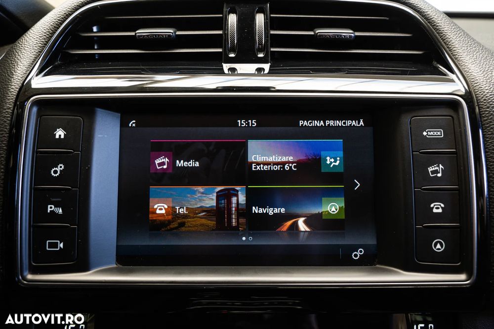 Jaguar F-Pace 20d AWD Aut. R-Sport - 17