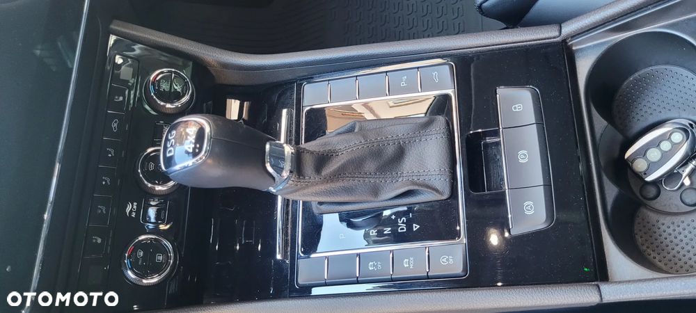 Skoda Superb 2.0 TSI 4x4 L&K DSG - 24