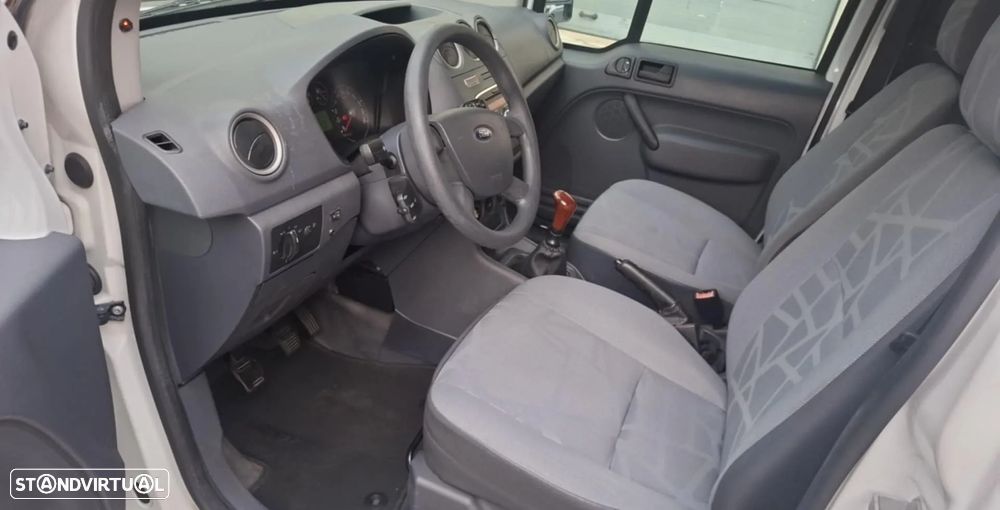 Ford CONNECT 1.8 TDCI - 12