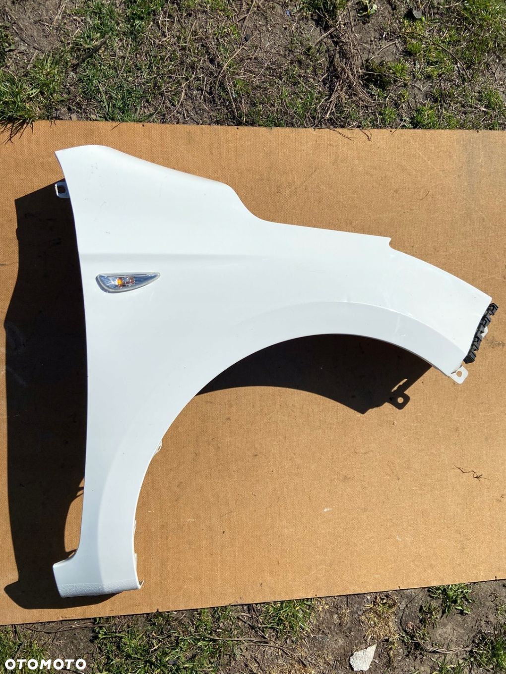 HYUNDAI I20 12-14 BŁOTNIK PRAWY PRZEDNI GT, BEZ RDZY, ORYGINAŁ - 1