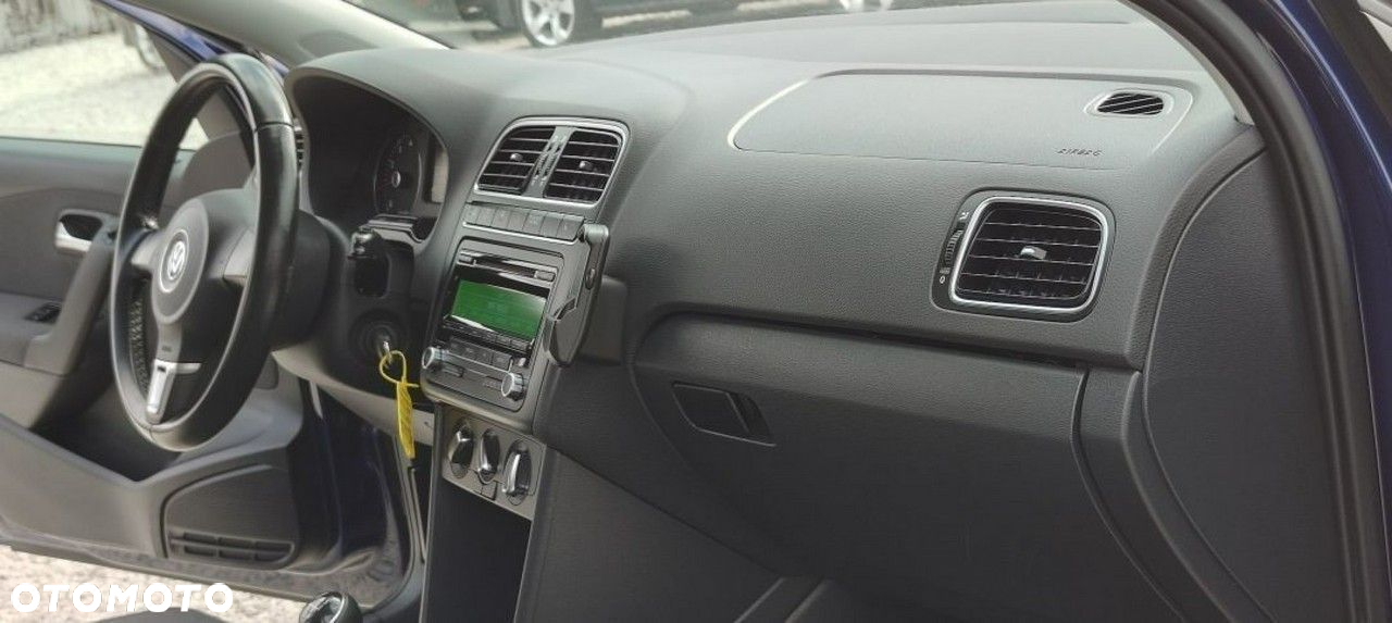 Volkswagen Polo - 16